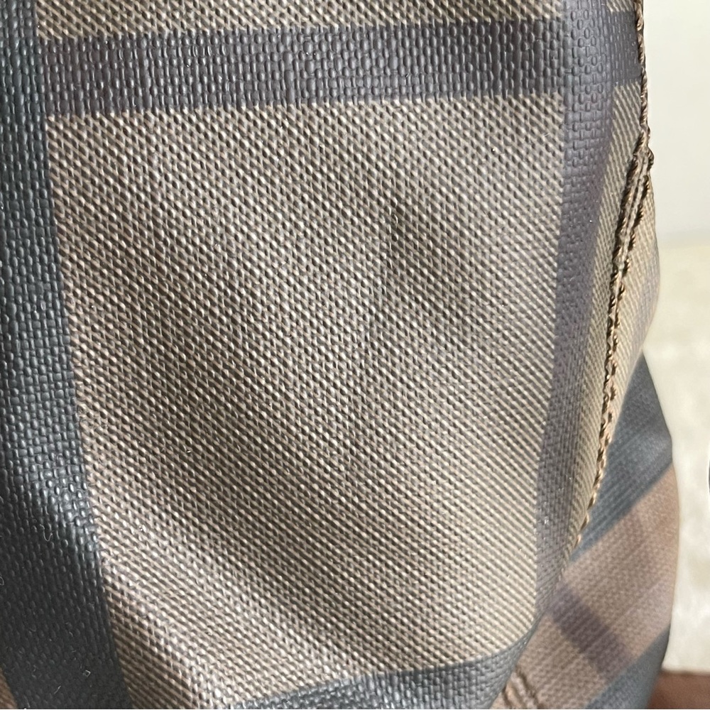 Burberry Smoked Check Northfield Horseferry Tote - Picture 6 of 15